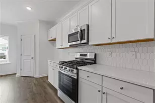 3865 Shelleydale Dr, Powder Springs, GA 30127 - Photo 4