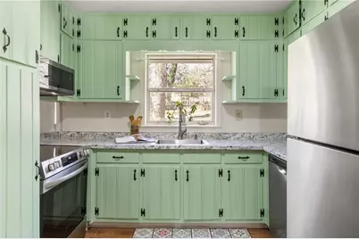 2985 Meadow Lark Drive, Atlanta, GA 30344 - Photo 10