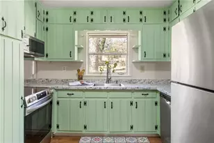 2985 Meadow Lark Dr, Atlanta, GA 30344 - Photo 10