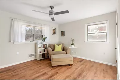 2985 Meadow Lark Drive, Atlanta, GA 30344 - Photo 22