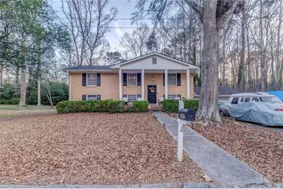 1607 Hillview Avenue, Jonesboro, GA 30236 - Photo 4