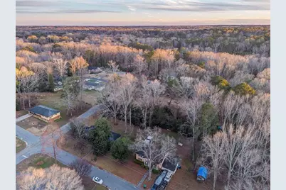 1607 Hillview Avenue, Jonesboro, GA 30236 - Photo 6