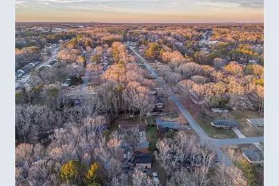 1607 Hillview Avenue, Jonesboro, GA 30236 - Photo 8