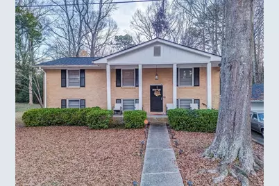1607 Hillview Avenue, Jonesboro, GA 30236 - Photo 2