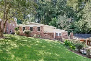 799 Marstevan Dr, Atlanta, GA 30306 - Photo 24