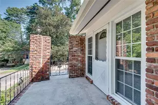 799 Marstevan Dr, Atlanta, GA 30306 - Photo 28