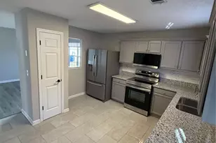 1664 Hallmark Hills Dr, Griffin, GA 30223 - Photo 8