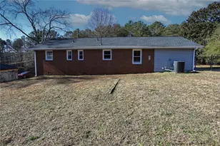 1745 Rockbridge Rd NW, Conyers, GA 30012 - Photo 40