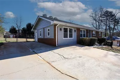 1745 Rockbridge Road NW, Conyers, GA 30012 - Photo 44