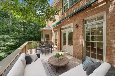19 Saratoga Place NE, Atlanta, GA 30324 - Photo 16