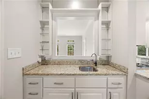 19 Saratoga Pl NE, Atlanta, GA 30324 - Photo 6