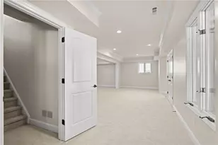 1660 Carlson Ln SW, Marietta, GA 30064 - Photo 48