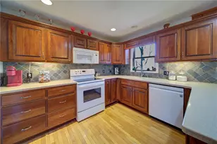 508 Windy Acres Rd, Cleveland, GA 30528 - Photo 8