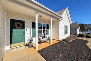 802 Hampton Way, Canton, GA 30115 - Photo 2