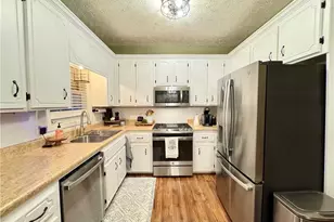 802 Hampton Way, Canton, GA 30115 - Photo 8