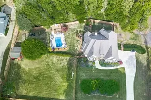 1076 Pinyan Ln, Canton, GA 30115 - Photo 2