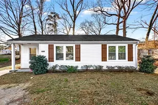 1686 Linda Circle SE, Marietta, GA 30060 - Photo 1