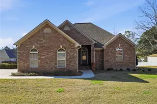 203 Brianna Blvd NE, Calhoun, GA 30701 - Photo 1