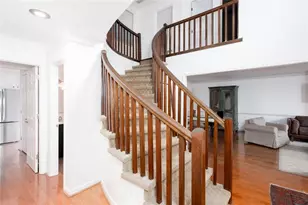 135 Shaker Hollow, Alpharetta, GA 30022 - Photo 2