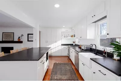 135 Shaker Hollow, Alpharetta, GA 30022 - Photo 4