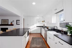 135 Shaker Hollow, Alpharetta, GA 30022 - Photo 4