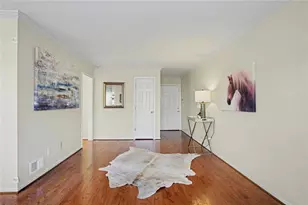 5375 Roswell Rd, Sandy Springs, GA 30342 - Photo 6