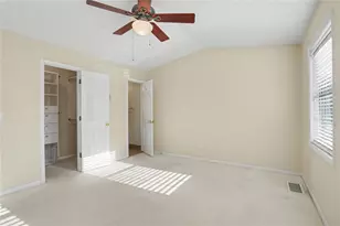 5375 Roswell Rd, Sandy Springs, GA 30342 - Photo 16