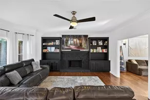 5490 Grove Point Rd, Johns Creek, GA 30022 - Photo 14