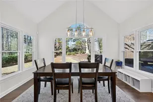 5490 Grove Point Rd, Johns Creek, GA 30022 - Photo 20