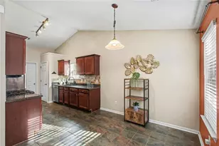 2125 Mina Ln Dr, Buford, GA 30518 - Photo 10