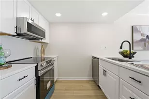 745 Cedar Pointe Ct SW, Marietta, GA 30008 - Photo 10