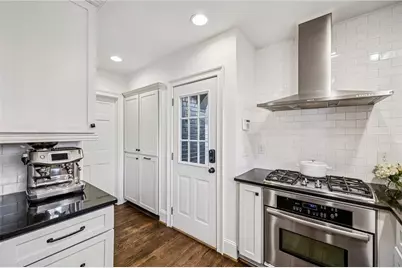 686 Longwood Drive NW, Atlanta, GA 30305 - Photo 16