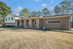 115 Windsor Dr, Calhoun, GA 30701 - Photo 1