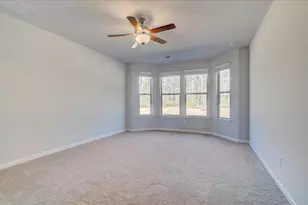 601 Button Grove, Hampton, GA 30228 - Photo 6