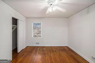 4849 Kenilworth Dr, Stone Mountain, GA 30083 - Photo 16