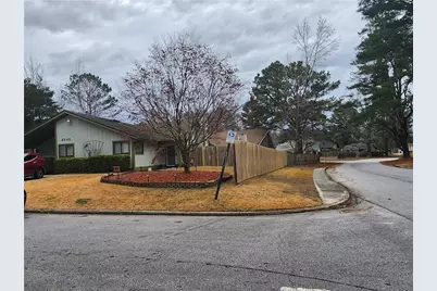 4645 Shannon Court, Union City, GA 30291 - Photo 2