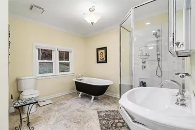 370 Kenilworth Circle, Stone Mountain, GA 30083 - Photo 18