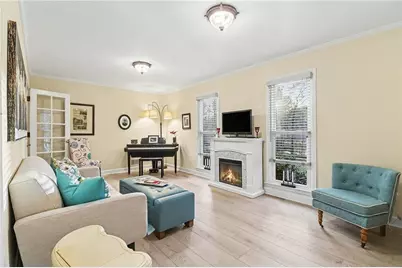 370 Kenilworth Circle, Stone Mountain, GA 30083 - Photo 6