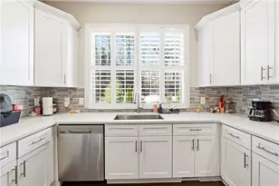 8005 Linfield Way, Atlanta, GA 30350 - Photo 12