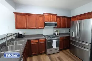 2946 O'Shields Ct SW, Marietta, GA 30060 - Photo 4