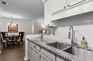 1214 Highland Bluff Dr SE Dr SE, Atlanta, GA 30339 - Photo 12