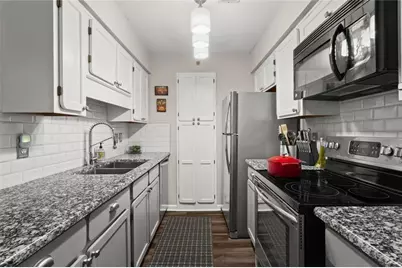 1214 Highland Bluff Dr. SE Drive SE #214, Atlanta, GA 30339 - Photo 4