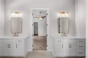 1036 Eastman Ct, Hoschton, GA 30548 - Photo 6