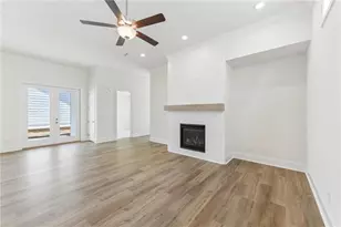 1036 Eastman Ct, Hoschton, GA 30548 - Photo 2