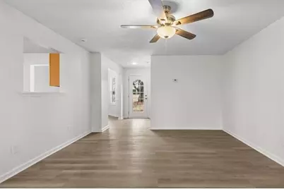 2346 Sapphire Court, Ellenwood, GA 30294 - Photo 16