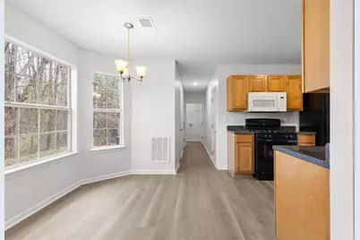 2346 Sapphire Court, Ellenwood, GA 30294 - Photo 12