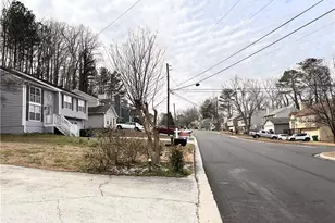 5640 Western Hills Dr, Norcross, GA 30071 - Photo 6