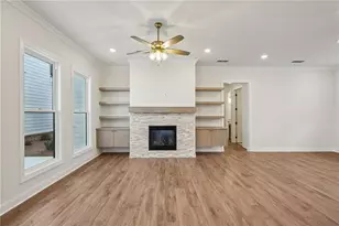 1028 Eastman Ct, Hoschton, GA 30548 - Photo 6