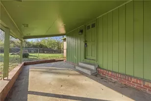 101 Pine Cir, Jonesboro, GA 30236 - Photo 22