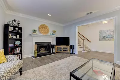 27 Mount Vernon Circle, Atlanta, GA 30338 - Photo 12